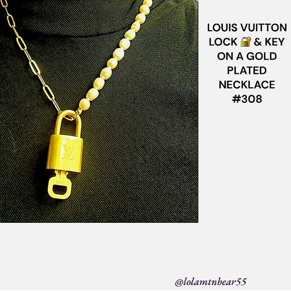 LOUIS VUITTON LOCK & KEY 🔐 ON A GOLD PLATED CHAIN LOCK #308 working key - Picture 5 of 11